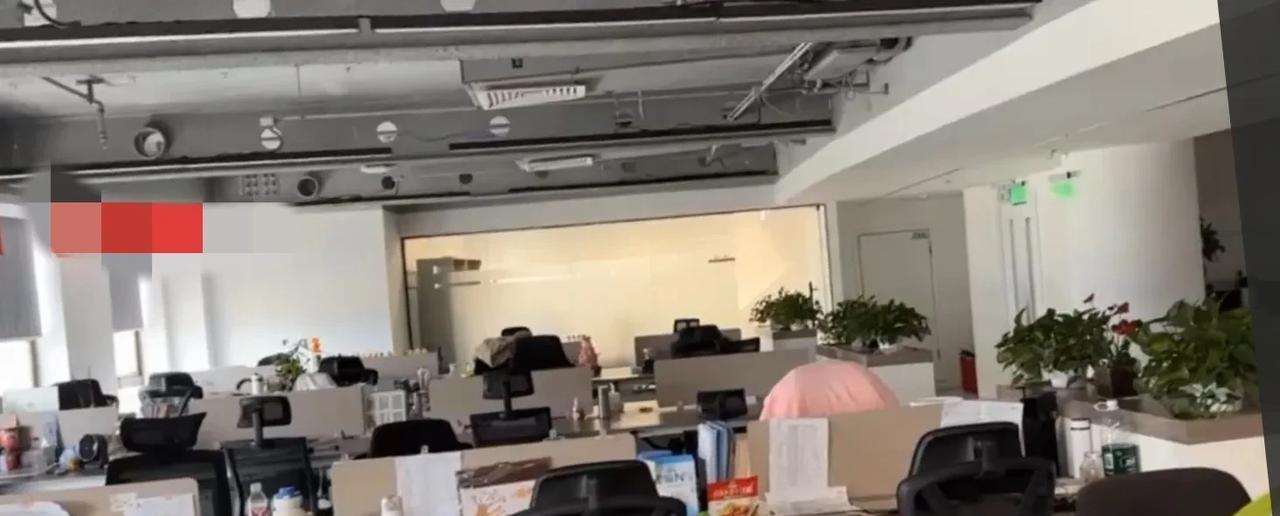 告诉大家一个鉴别自己是不是“在内耗自己”最简单的方法：就是你在说什么话，做什么事