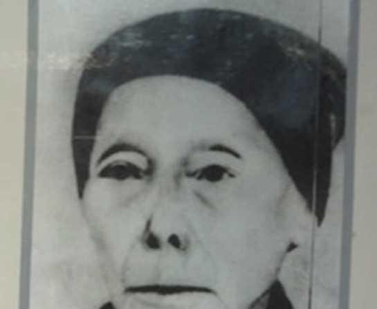 1933年，毛主席躲进了一个农妇家，没想到敌人搜查到农妇家时，农妇却说：“军爷，