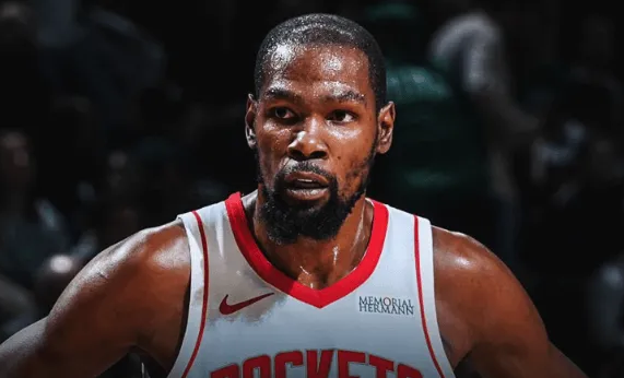 杜兰特赛季至今场均27.2分5.4板，三项命中率55/41/85%
今天NBA常