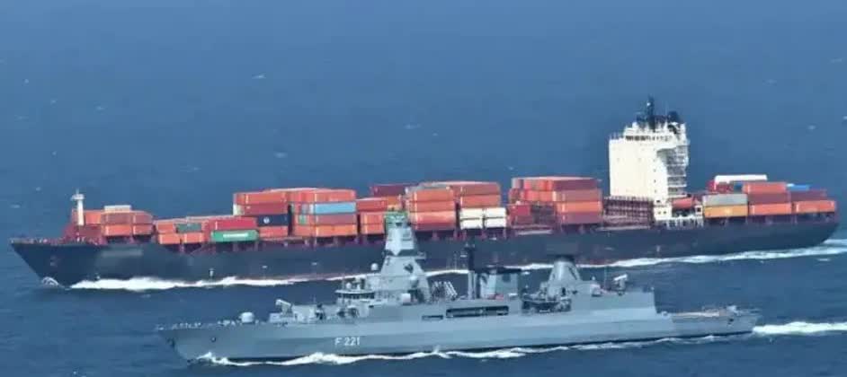 据英国《经济学人》杂志网站报道，欧盟海军在红海、亚丁湾进行的代号为“阿斯皮德斯行