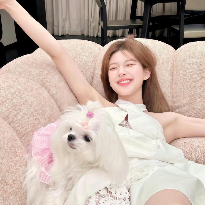 赵露思这该死的甜美！谁受得了啊