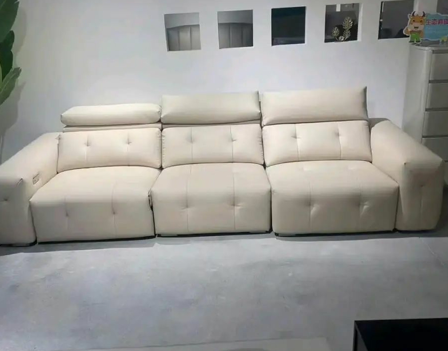 当我让销售把灯关了之后……