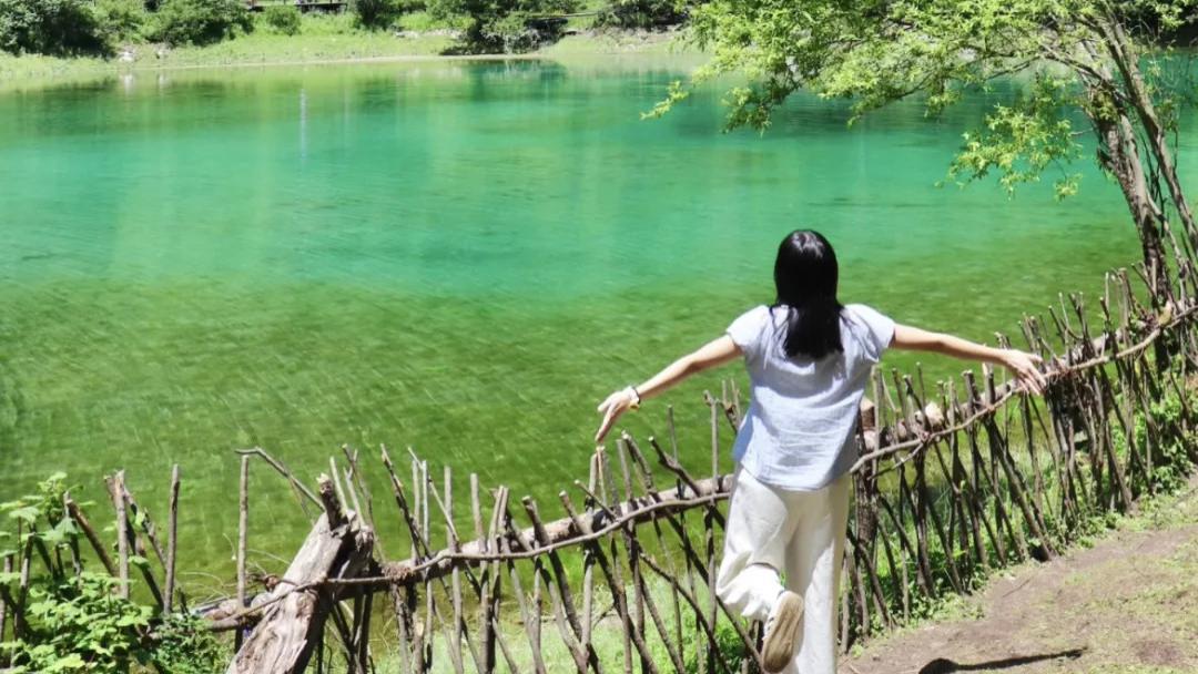成都1.5小时，走进20°C的夏天，徒步、吸氧……性价比高，来了根本不想走