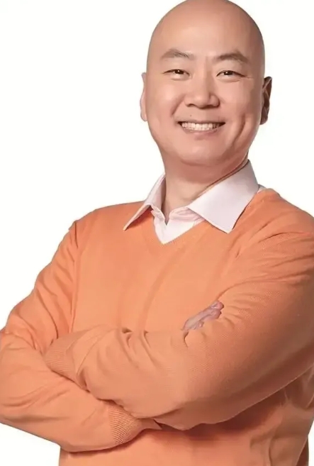 2017年春晚，郭冬临因为一句话产生了“地域黑”，被一位河南籍律师告上法庭，声称