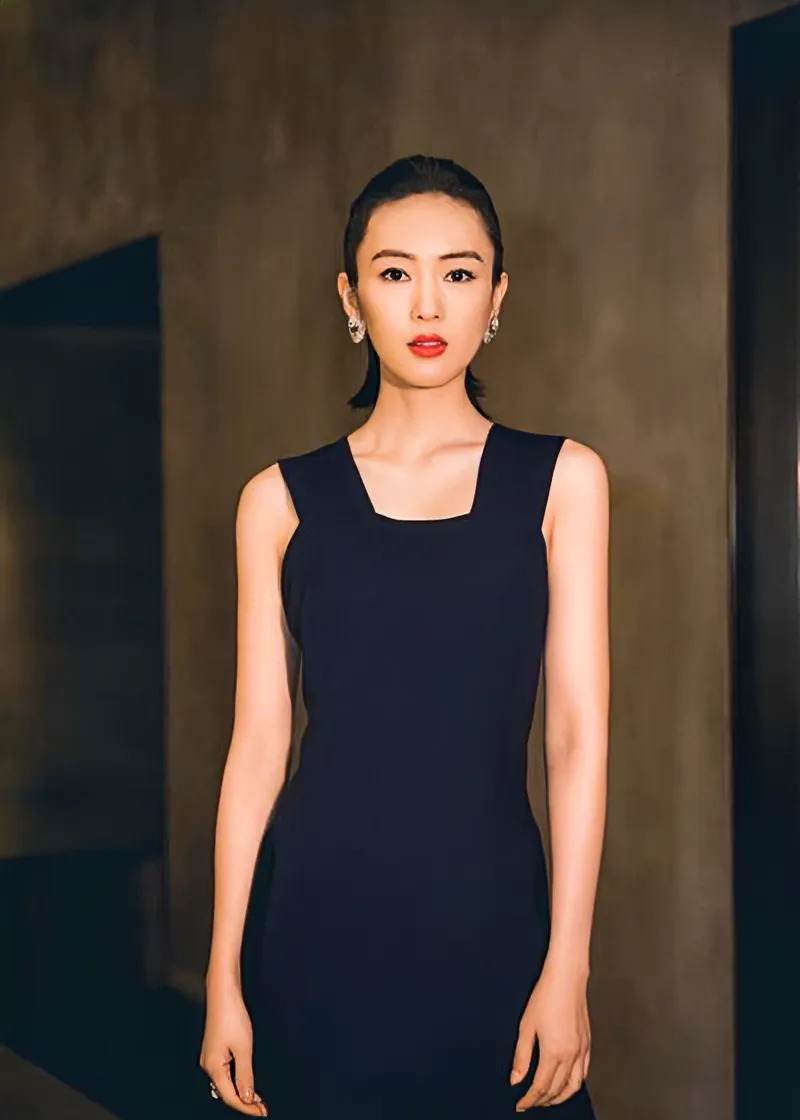 童瑶个人经历和家庭情况











我的天哪！你们知道吗？童瑶的人生经