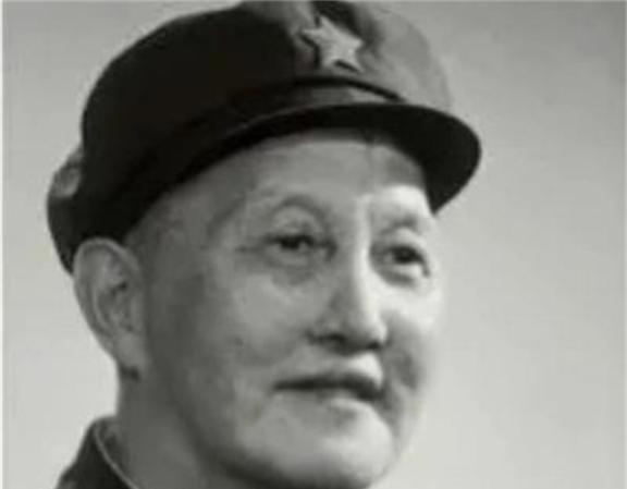1987年，洪将军得知自己的女婿金元被推荐为301医院的副院长。洪将军立即找来了