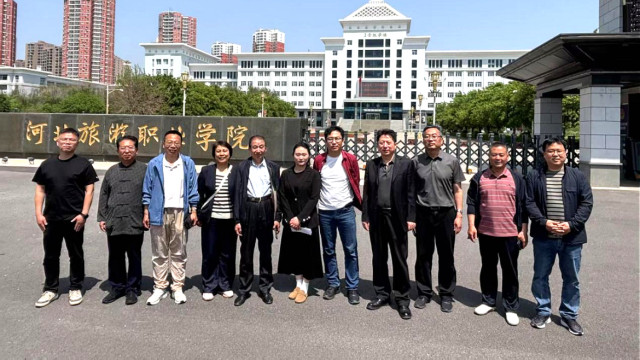 情系大山十年不悔 智力帮扶硕果累累