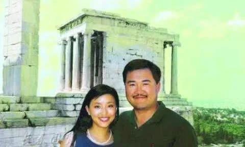 杨澜和丈夫，陈晓旭和丈夫，胡静和丈夫。女的都秀气，男的都大气，但他们没有一对是有