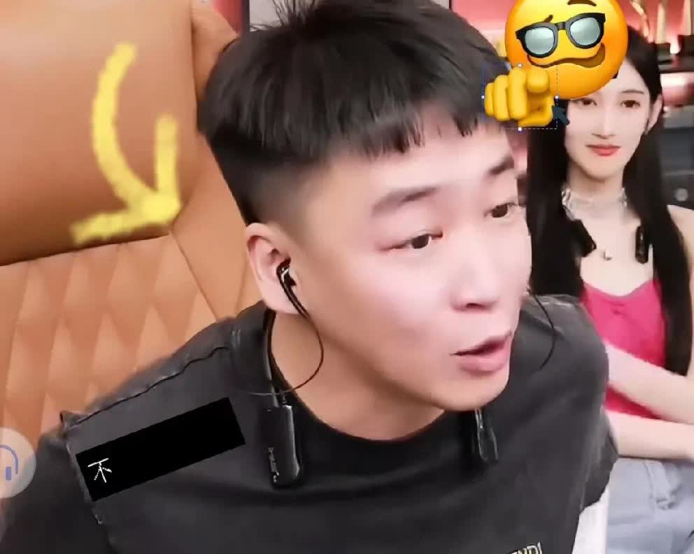 刘一手对伽佰记仇深，酒桌抱怨被辛巴一个举动尬到无地自容！

        