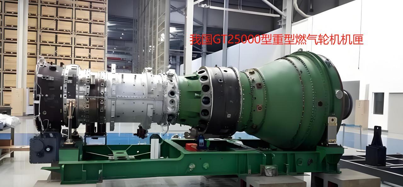 今天我们对比一下我们055驱逐舰（GT25000）和老美阿利伯克级驱逐舰（LM2