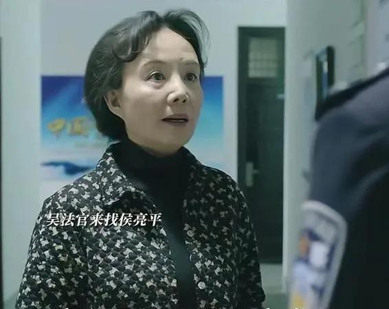 高英一生都在为艺术奉献，电影、电视剧、话剧，处处都有她的光芒。如今她虽离去，但那