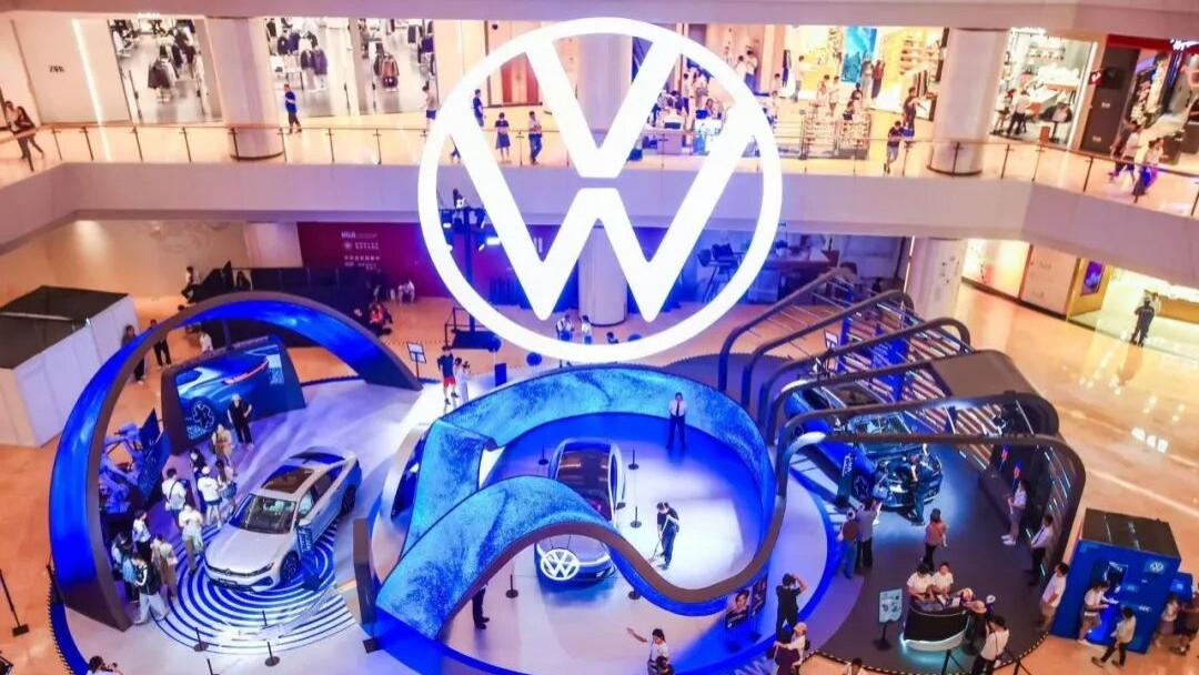 一汽-大众将迎来第3000万辆整车下线；比亚迪召回超11万辆汽车；挪威成首个100%纯电动车国家；东