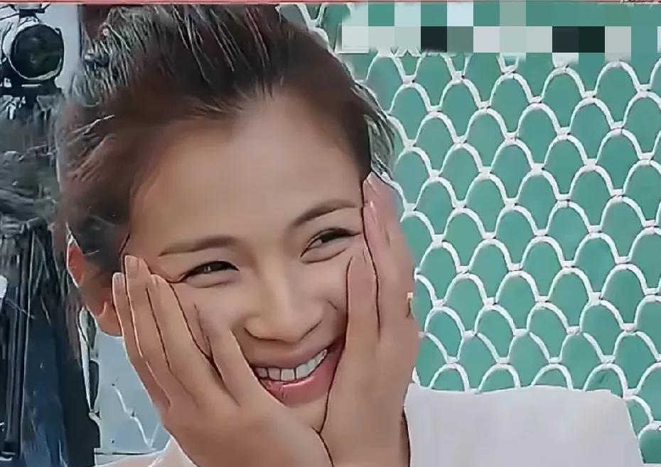 刘涛当年的恋爱观也是相当炸裂的存在！
演员刘涛之前在一则采访中说过“我就是那种嫁