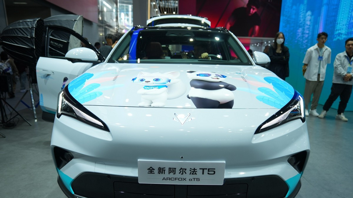 广州车展的“大秀场”， 全新阿尔法T5的“实力仗”