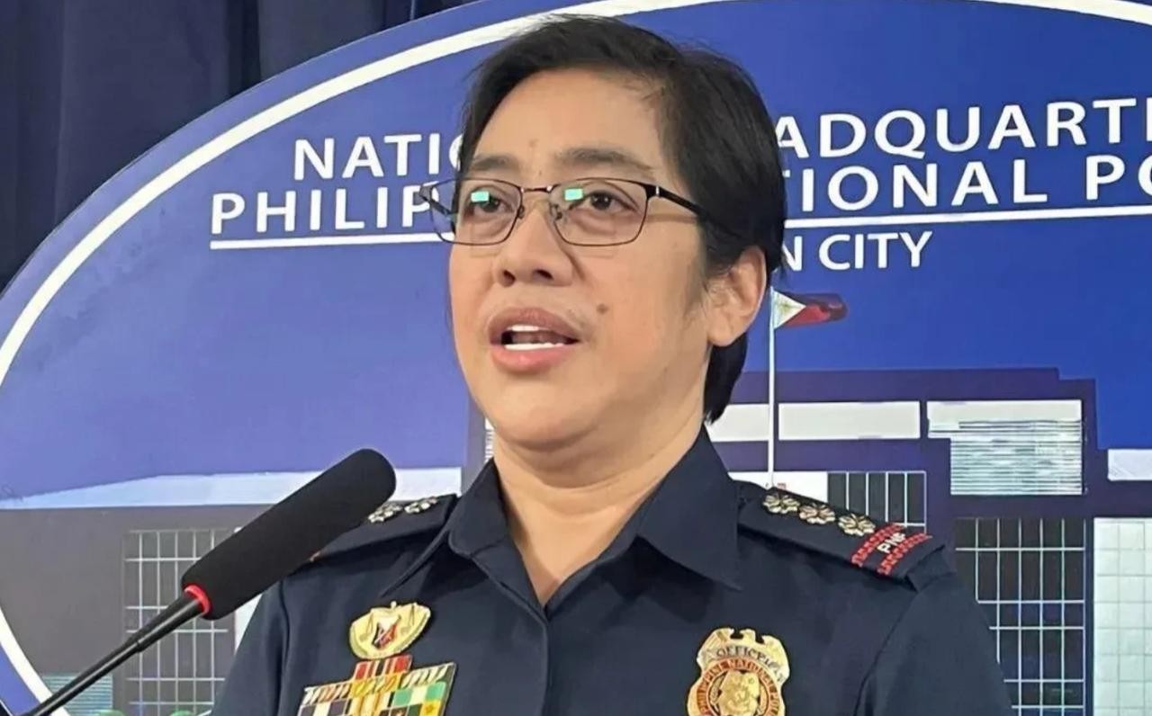 杜特尔特女友袭警被起诉





这瓜保熟吗？菲律宾前总统杜特尔特被抓，女友霍尼