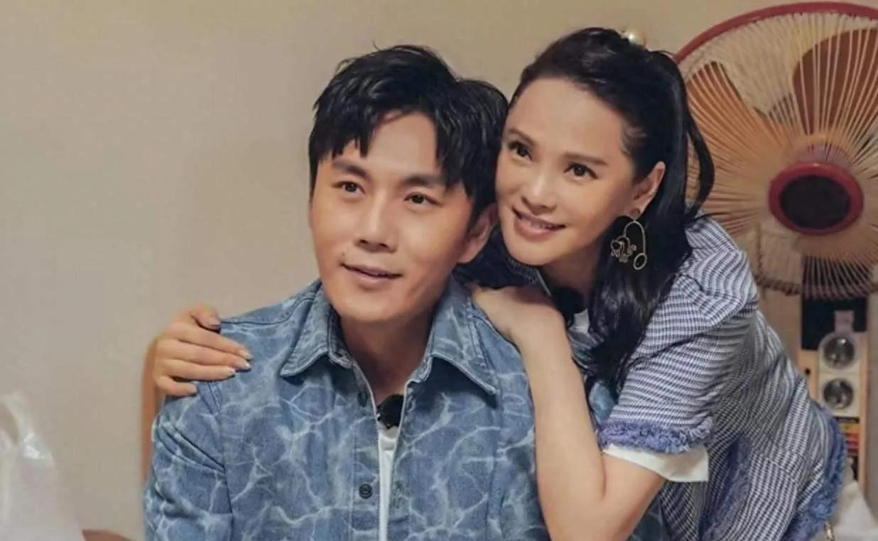 “软饭男”秦昊，如今用实力为妻子伊能静“争光”。
秦昊逆袭，伊能静做梦也想不到，