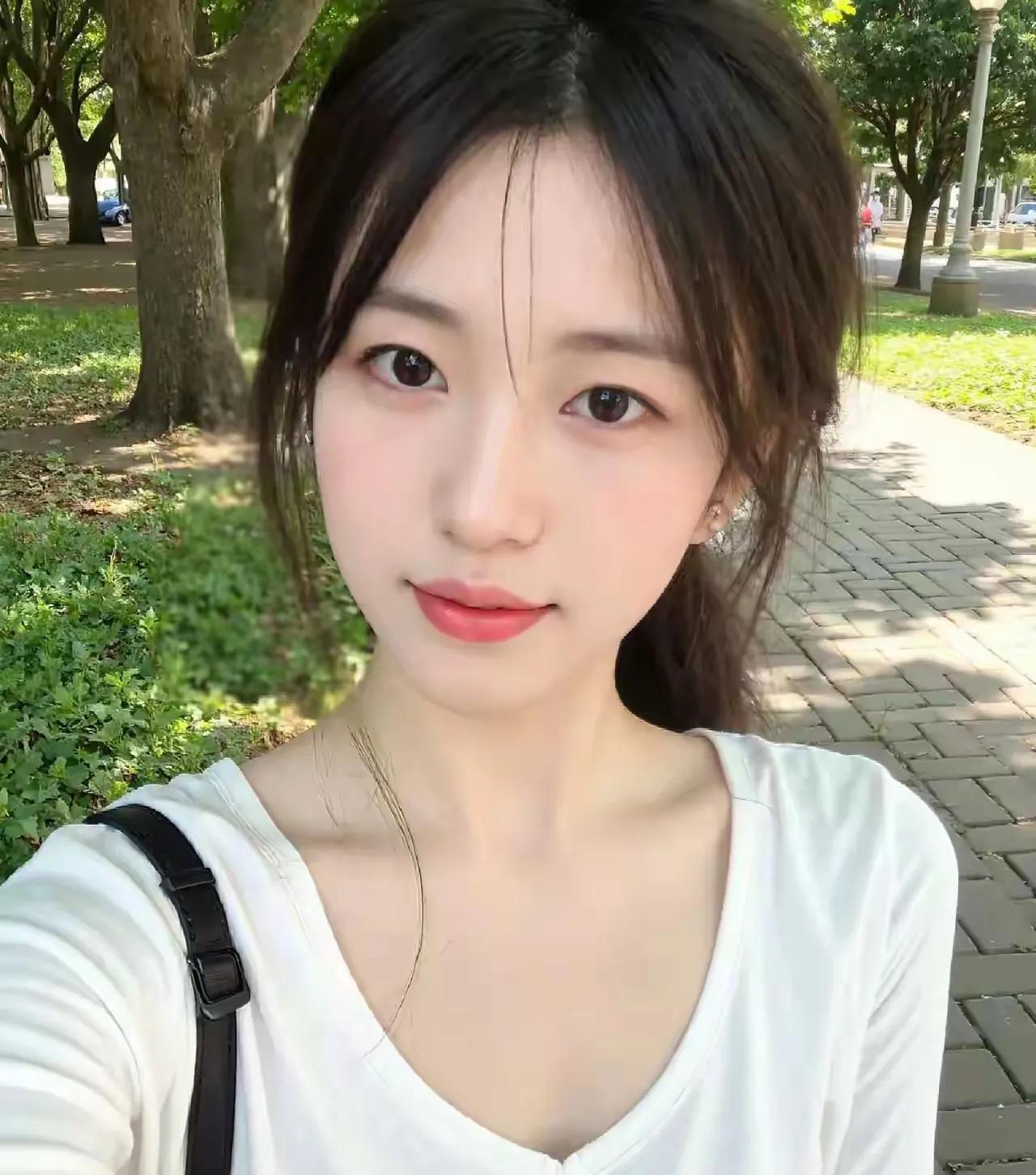 你会娶一个离过婚还生过孩子的女人吗？



1998年，我出生在湖北农村。今年四