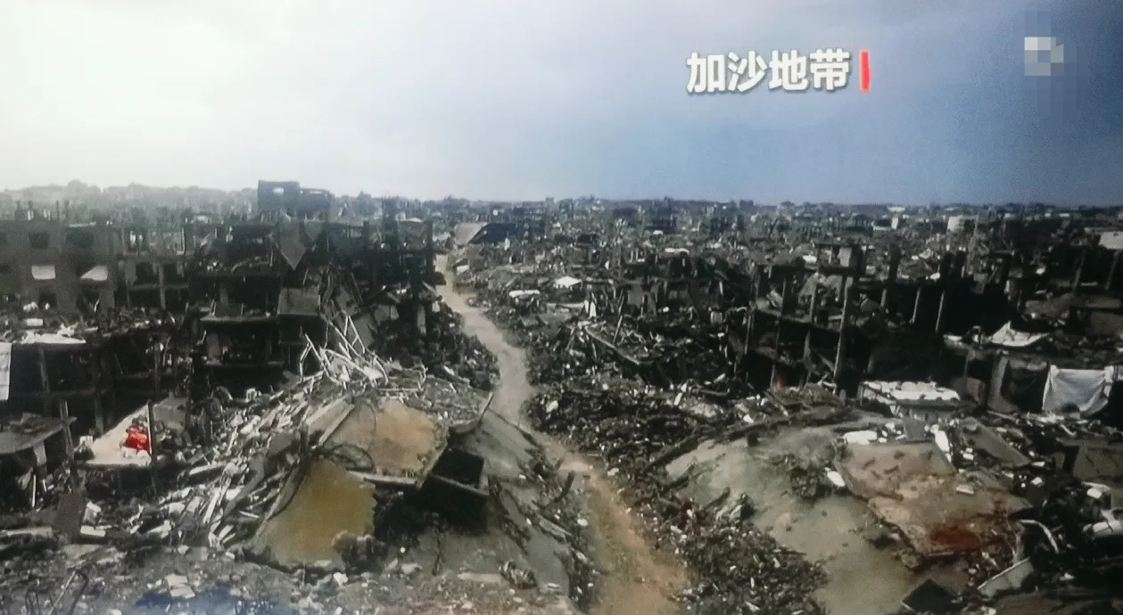 反了反了，五国这次真要制裁以色列官员！











以色列的两个大佬，