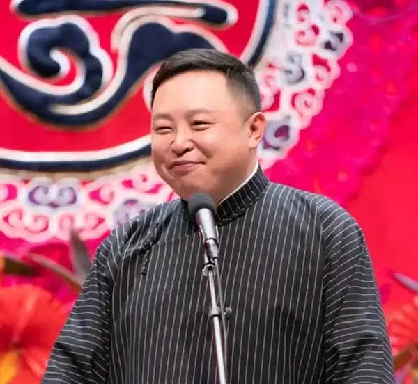 德云社最可惜了的两位徒弟，一位是阎鹤祥太子伴读，本来挺不错的结果太子有了留下他就