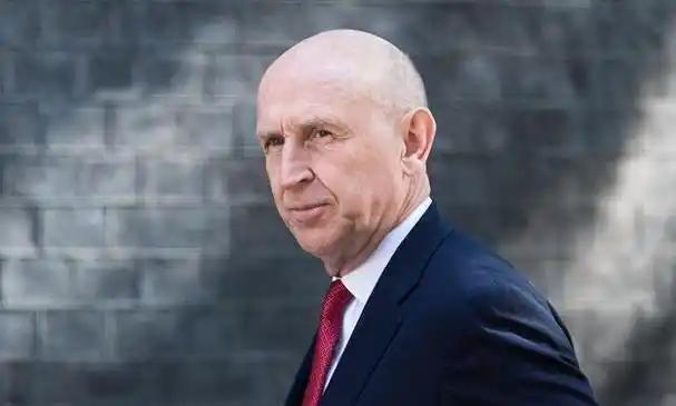 就在乌克兰发动“蛛网”特别行动的同一天，英国传出消息，英国国防大臣约翰·希利宣称