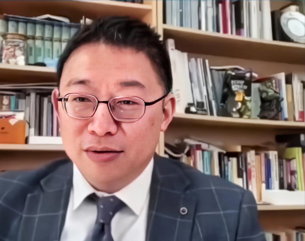 真的是离了大谱了。

 台媒竟然声称：台湾应该对华为公司和中芯国际实施芯片的技术