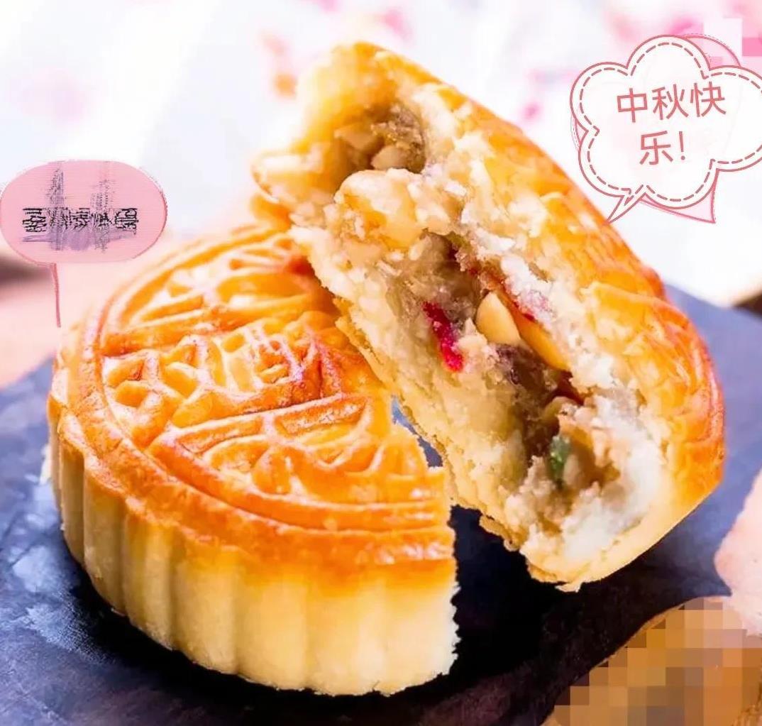 大清早，在外读大学的女儿，给我发来短信，让我给外公外婆打个电话，说快递员马上送东