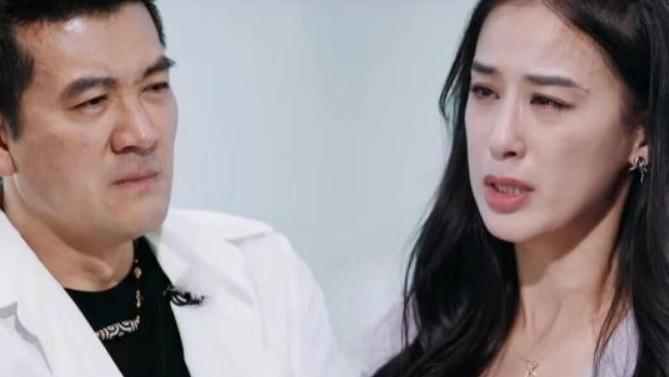 黄圣依离婚三月现身威海颜值突变，脱离豪门判若两人