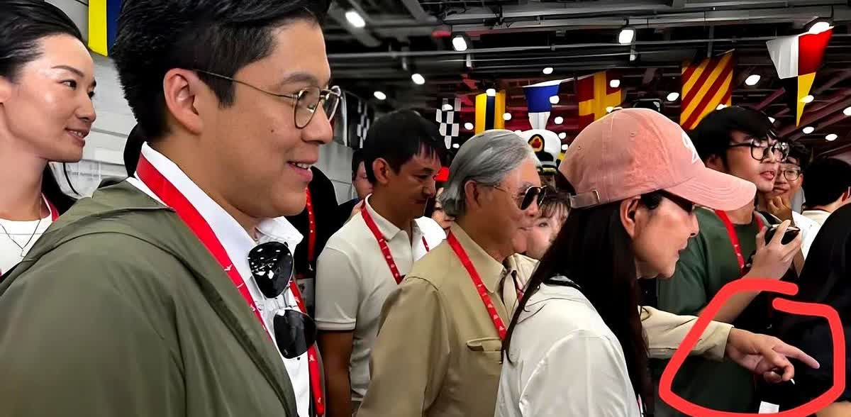 难怪霍震霆如此疼爱郭晶晶！

别看老爷子平时雷厉风行，在孙子孙女面前可是