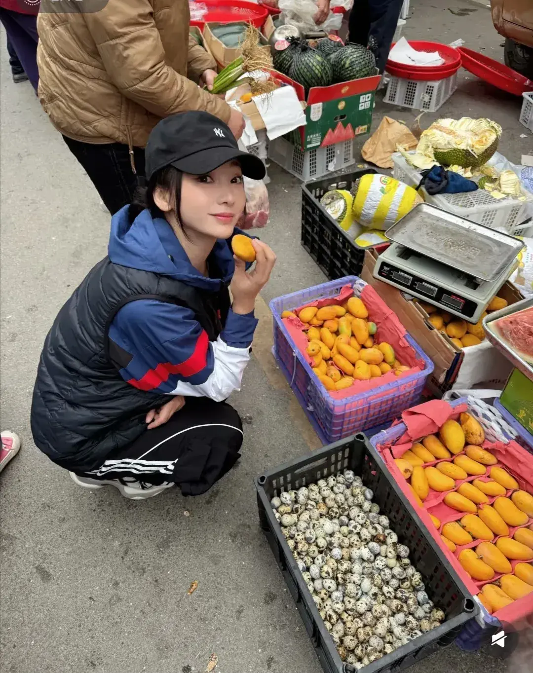 柳岩，越来越孩子般的天真，单纯！
