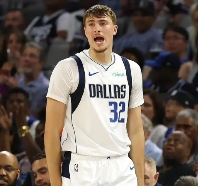 如果弗拉格真的没有阴谋论，那这笔交易就是NBA史上最愚蠢。
1%的概率抽到弗拉格