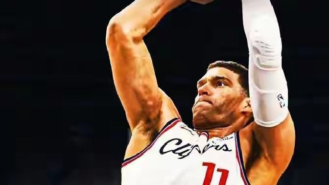 火箭得感谢大洛佩兹当初不加盟之恩，不光下滑严重还阻碍申京发展