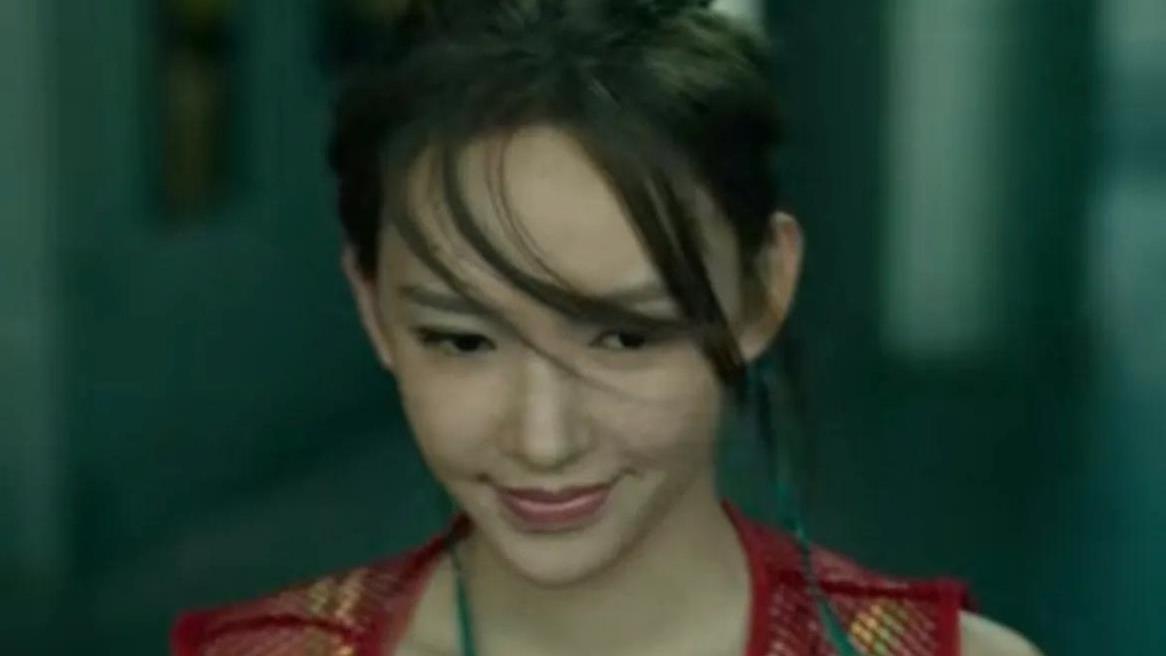 长相平平却资源好到爆，成冯小刚“御用”的她，到底有何与众不同