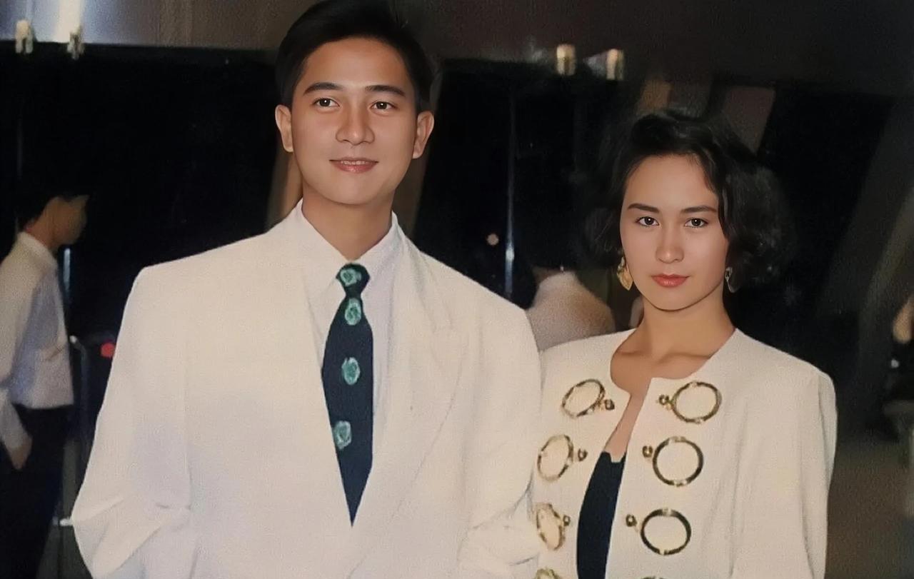 你真的读懂当年陈百强《一生何求》“何”字何解？
爸爸妈妈那时候经常播放陈百强的《