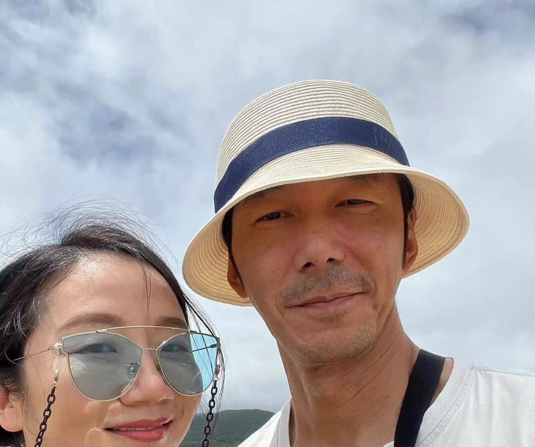 李李仁！

我越来越不理解了，

他娶陶晶莹，到底图啥呢？

你说李