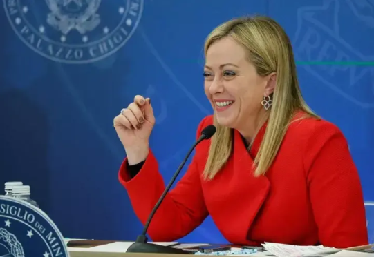 明智之举！当法德英高呼“援乌派兵”时，梅洛尼独醒：美国不会舍弃乌克兰！

在三周