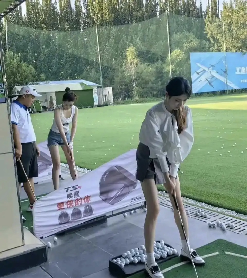 现在高尔夫主要客户，变成女生了吗？