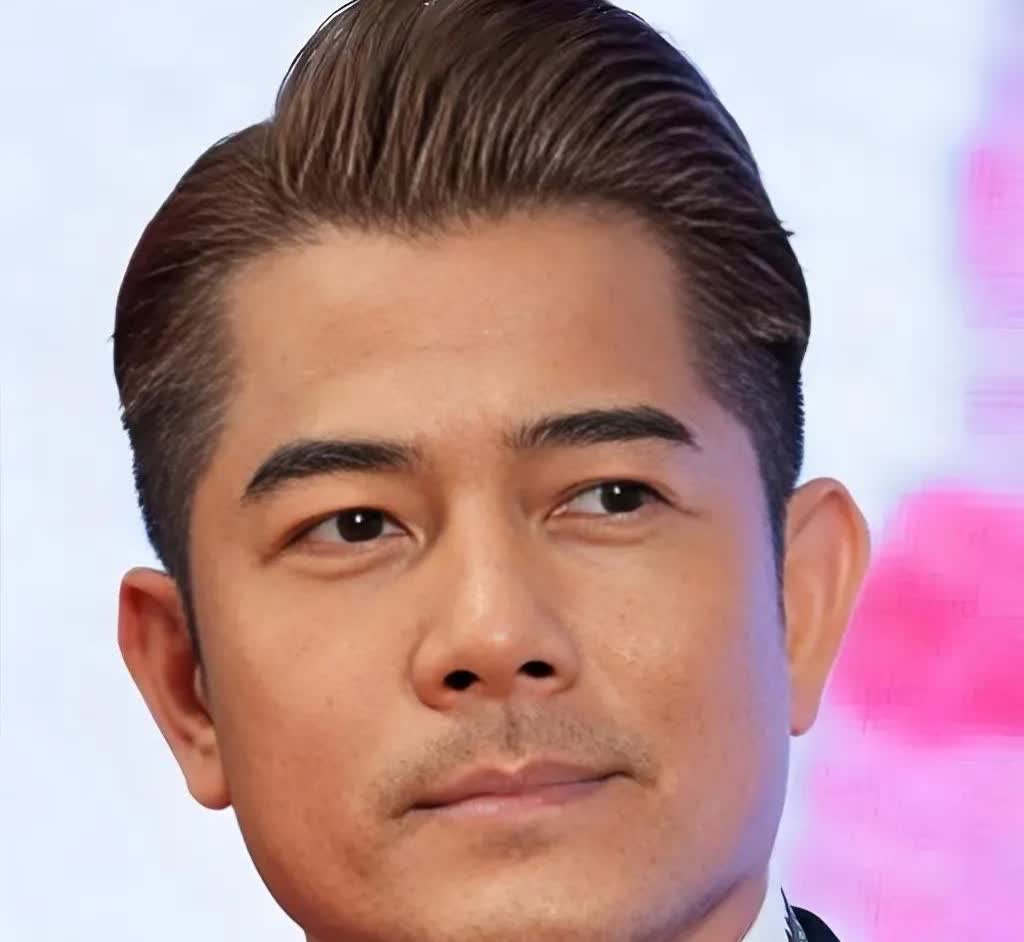 郭富城
大女儿郭咏希，小女儿郭咏萱，

大女儿7岁，小女儿6岁，
大女儿