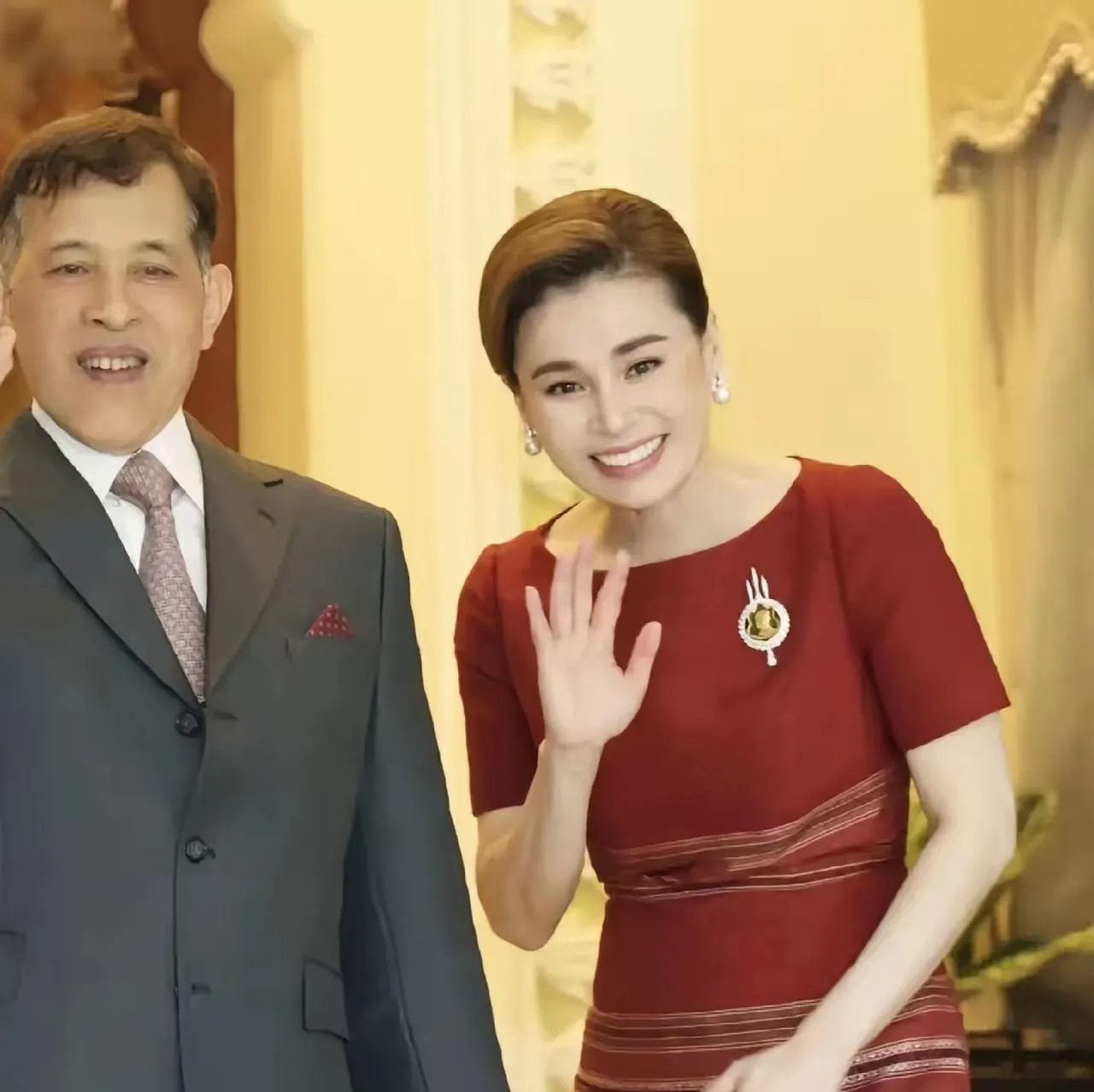 泰王后宫：老婆撑场，小妾哄人











嘿，你敢信吗？都啥年代了，还