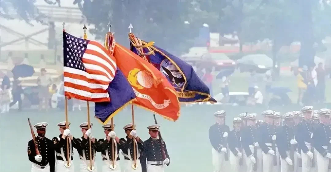 特朗普祝寿，民众很生气











搞什么飞机！国家机器成了私人秀场，