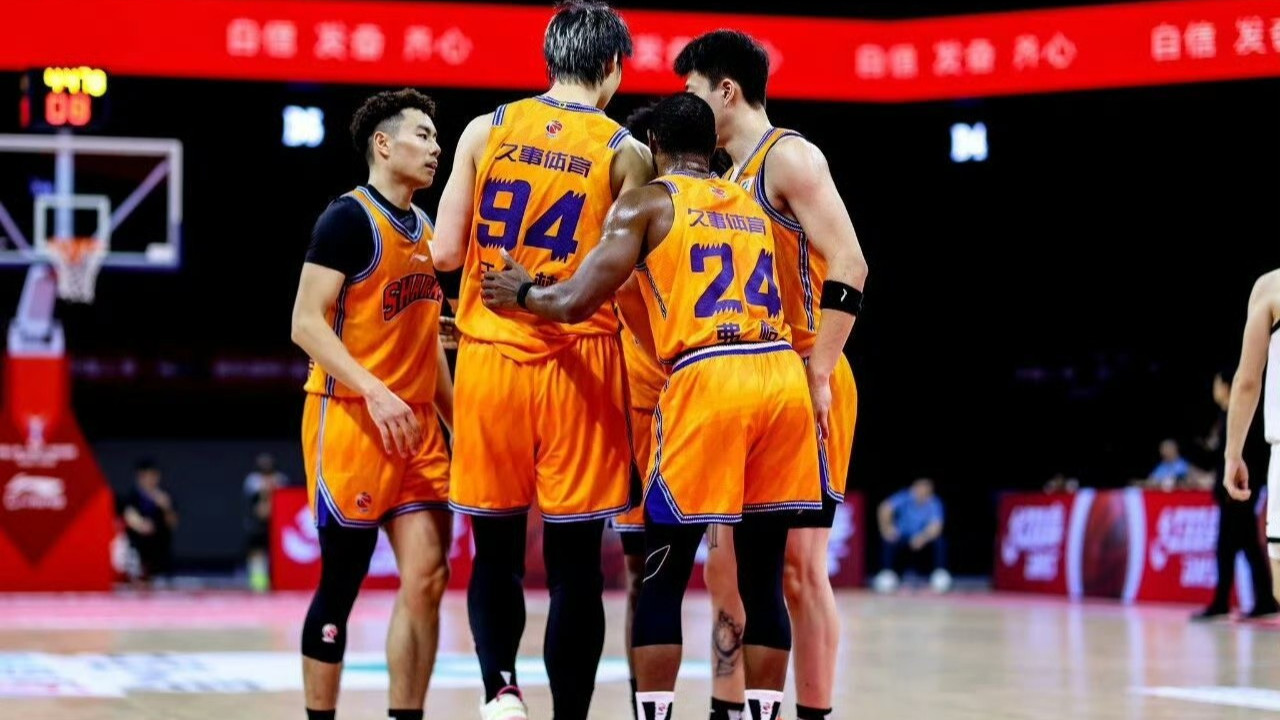 上海男篮休赛期最佳引援，竟不是古德温和张镇麟，而是辽宁弃将！