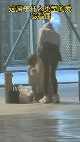 如果是爱情就不会这样了，小伙子，点到为止就好……