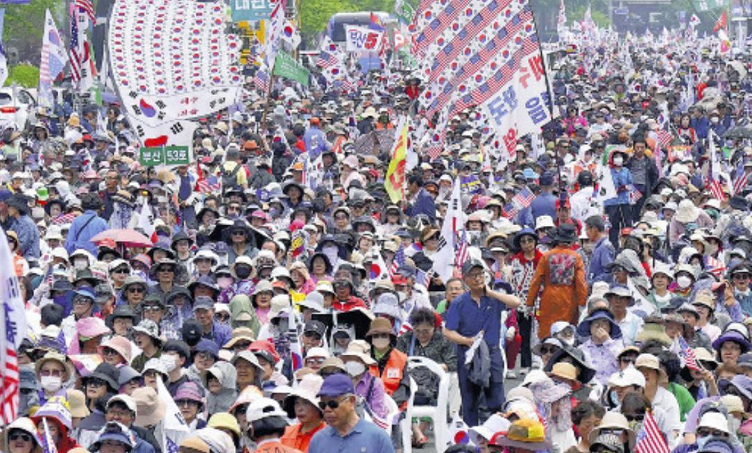 【“韩日本旅游热”背景下，韩国总统大选三位主要候选人“鲜有反日言论”，就连昔日的