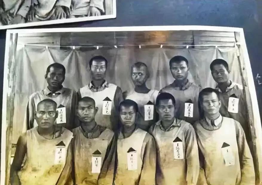 这是1937年在淞沪抗战中舍生忘死、浴血奋战的中国军人。他们为了保卫自己的国家、