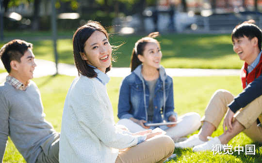 群穿131人挤在一个人的身体，女帝翻牌侍寝时，我们集体慌了。