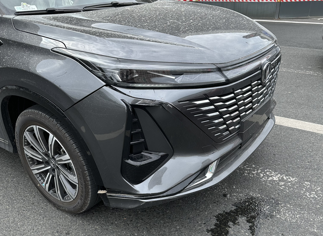 三代75p怠速抖吗
刚提了半个月 等红绿灯的时候电子驻车感觉有点抖，挂N也抖，4