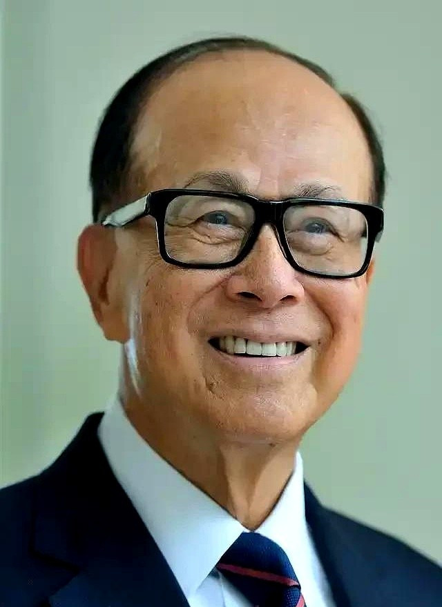 李嘉诚利智绯闻是假的

















李嘉诚和利智的绯闻闹得满