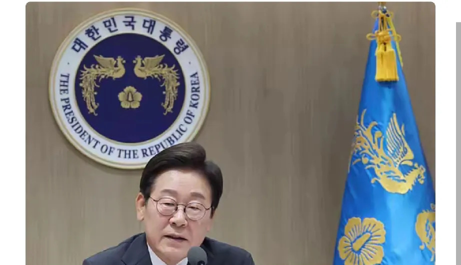 AI知识截止2024，信息需更新











世界风云突变，韩国总统办