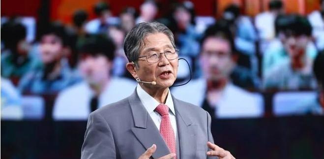 “一定要帮中国走上科技高峰！”中国赚翻了！日本顶级科学家藤岛昭，献上日本绝密技术