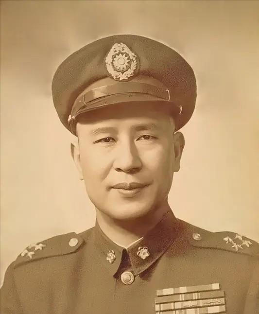 1949年，“小诸葛”白崇禧向蒋介石献策：反正打不过解放军，不如集中全部兵力，南