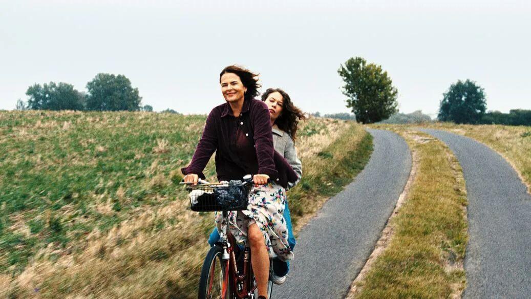 故障时代的避难所：当我们在《镜的第三乐章》中练习修理生活